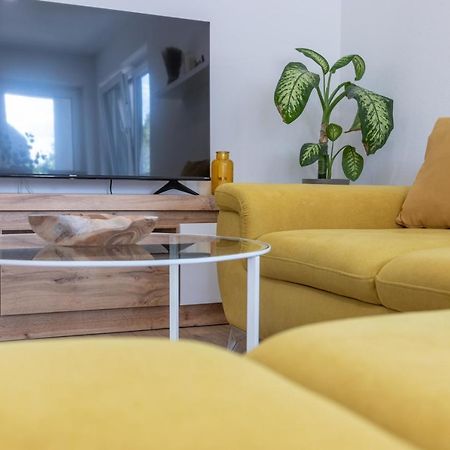 Unique: Zentrumsnahe 2 Zimmerwohnung In Villingen Mit Netflix 1 Og Kültér fotó